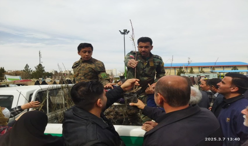 گرامیداشت هفته منابع طبیعی در نماز جمعه اشتهارد؛ تأکید بر نقش مردم در حفظ طبیعت