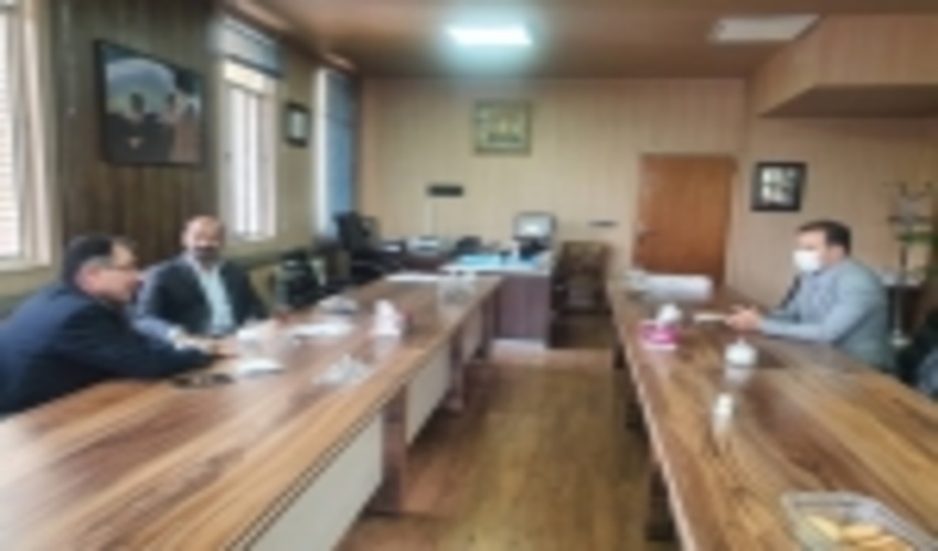 ديدار مدیر کل منابع طبیعی و آبخیزداری استان البرز با رئيس دادگستري شهرستان ساوجبلاغ