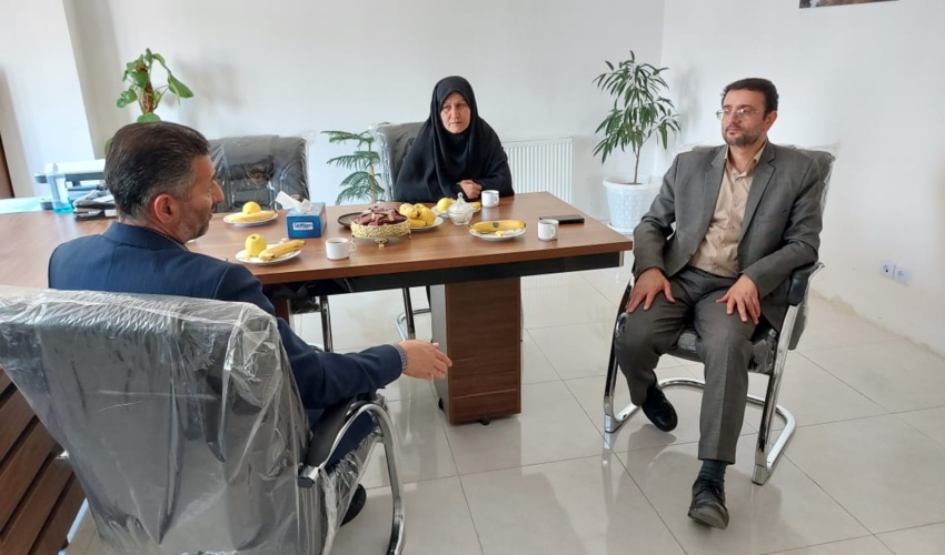 نقش اصلی شهداو ایثارگران در ماندگاری کشور برکسی پوشیده نیست