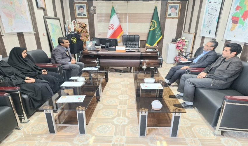 احداث بوستان روستايي وايجاد فضاي سبز موجب تثبيت جمعيت روستايي ، تقويت تشكلهاي مردمي و تعاوني هاست.