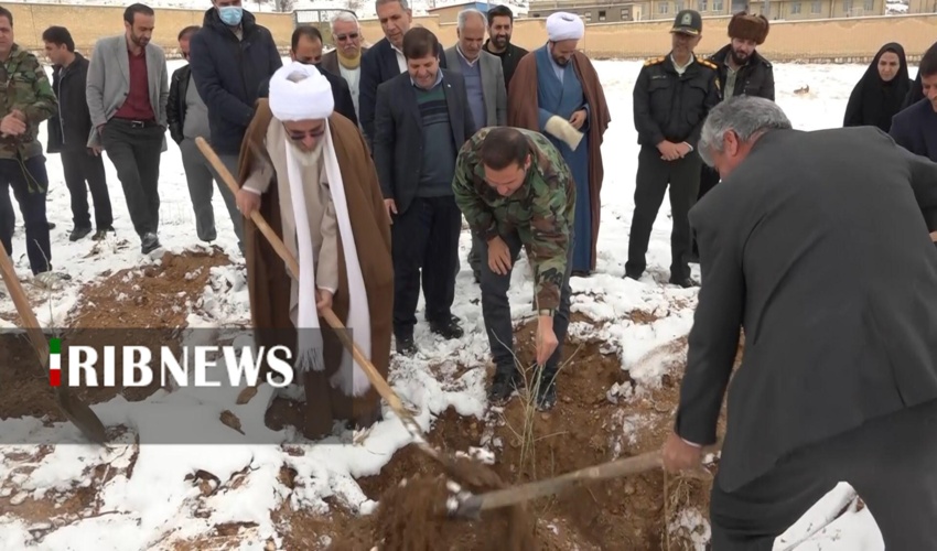 2 فقره رفع تصرف و تخریب ساخت و سازهای غیر مجاز در سطح بالغ بر 12000 هزار مترمربع انجام شد.