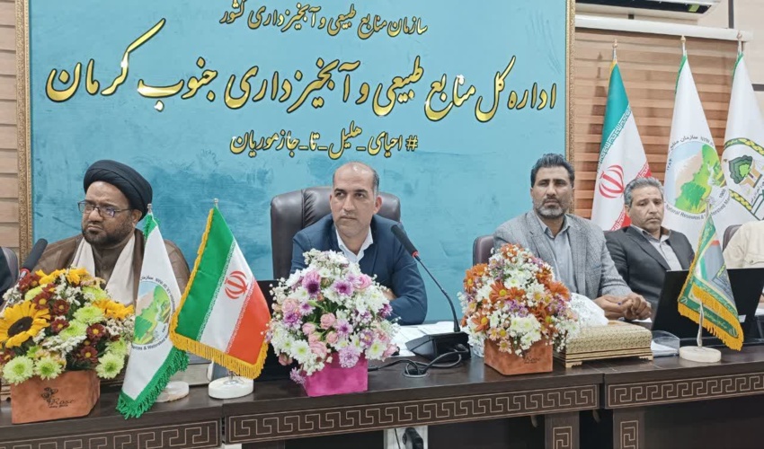 از همکاران فعال در هفته منابع طبیعی در شهرستان کرج  تقدیر شد