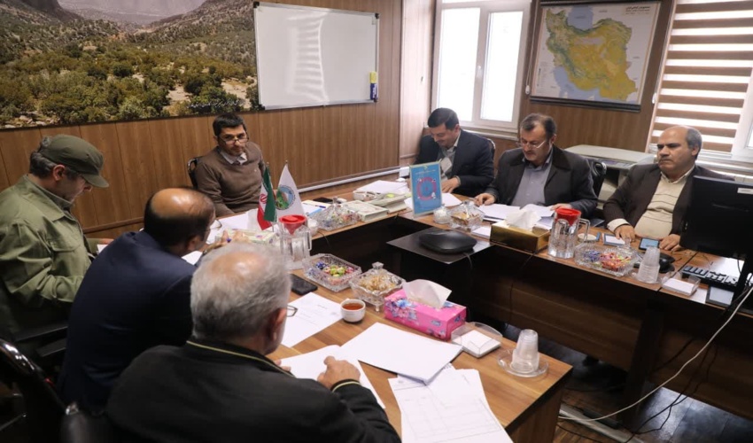 احداث پروژه های كمربند حفاظتي به ويژه در مناطقي كه در معرض تخريب و تجاوز قرار دارد از اهميت ويژه اي برخوردار است.