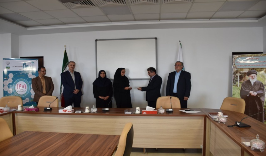  آئین تجلیل از همکاران شاهد در اداره کل منابع طبیعی و آبخیزداری استان البرز به مناسبت هفته دفاع مقدس