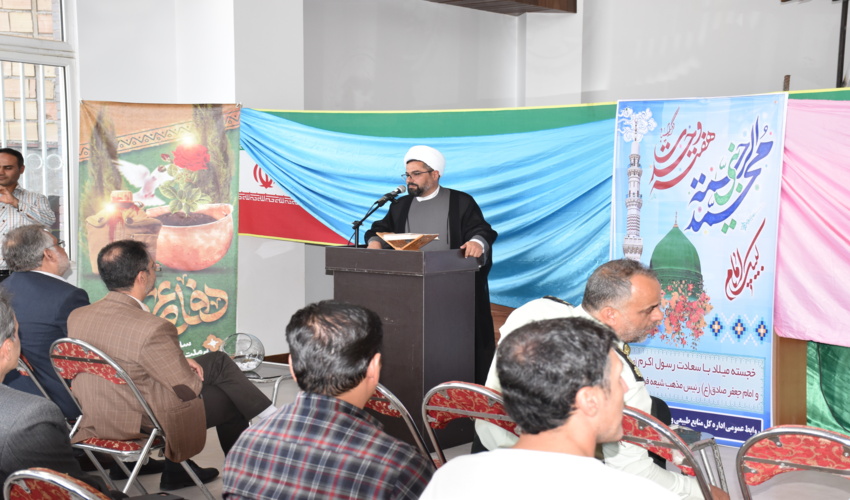  نبوت ، امامت و زعامت ولی فقیه یک سلسله الهی و محور وحدت است