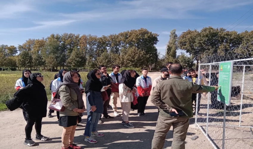 برگزاری تور آموزشی-ترویجی آشنایی با گیاهان دارویی و طرح مردمی کاشت یک میلیارد درخت 