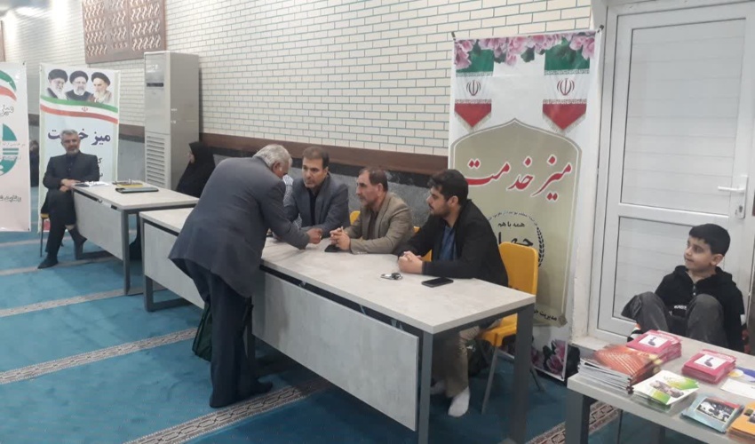 افزایش ارتباط مردم با اداره منابع طبیعی و آبخیزداری شهرستان ساوجبلاغ در مصلی نماز جمعه