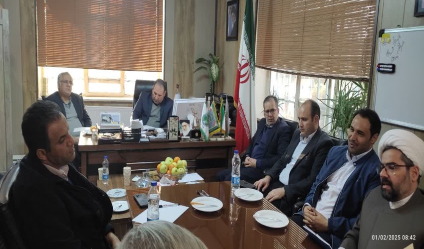 برگزاری شورای معاونین اداره کل منابع طبیعی البرز و تبیین بیانیه گام دوم انقلاب به مناسبت دهه فجر