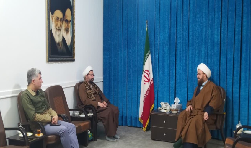 دیدار مسئول حوزه نمایندگی ولی فقیه در اداره کل منابع طبیعی استان البرز  با امام جمعه اشتهارد