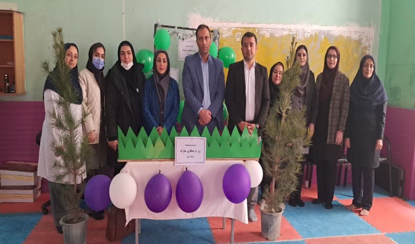 نواخته شدن زنگ طبیعت در دبستان دخترانه کوثر فردیس